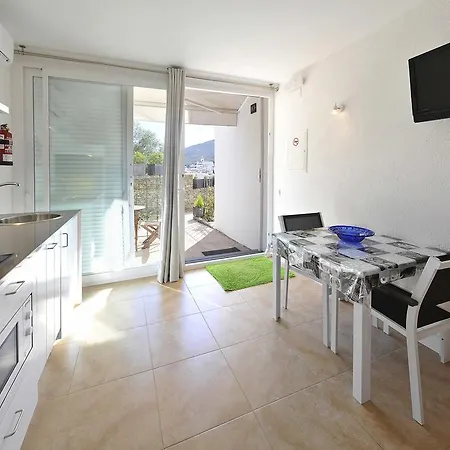 Aparthotel L'Heretat 3* Cadaques